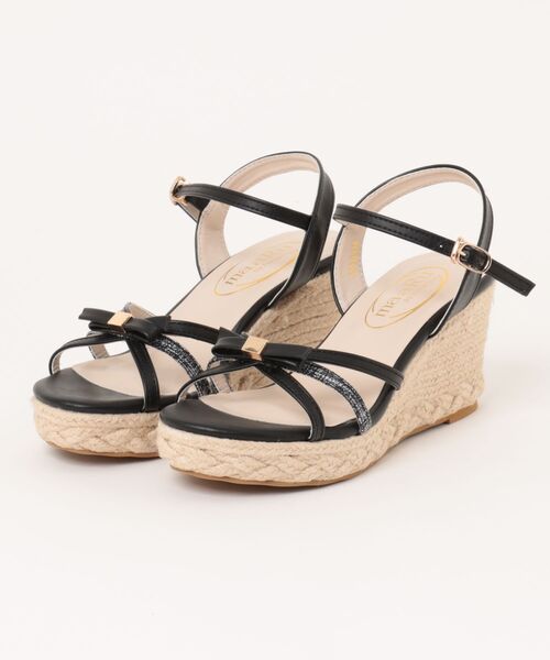 シュープラザ（SHOEPLAZA） サンダル 「maaRu」ウェッジソールサンダル