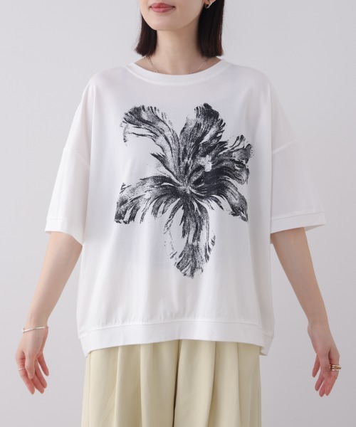 Bou Jeloud（ブージュルード） tシャツ 半袖 モノトーンフラワーT 