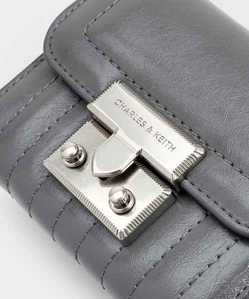 追跡有★Charles＆Keith Donna ドンナクリンクルエフェクト 財布 CHARLES ＆ KEITH 財布 Donna ドンナ クリンクルエフェクト