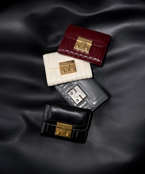 CHARLES ＆ KEITH 財布 Donna ドンナ クリンクルエフェクト