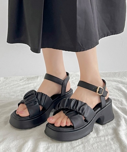 Shoes in Closet サンダル 軽量厚底 チャンキーヒール ギャザー