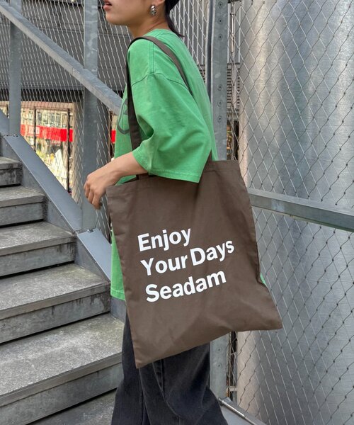 AWW メッセージプリント トートバッグ SEADAM トートバッグ 「SEADAM」「UNISEX」メッセージプリント