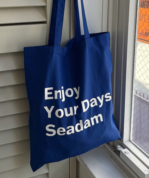 AWW メッセージプリント トートバッグ SEADAM トートバッグ 「SEADAM」「UNISEX」メッセージプリント