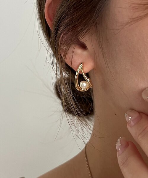 GOLDY ピアス 「GOLDY/ゴールディ」ドロップパールピアス