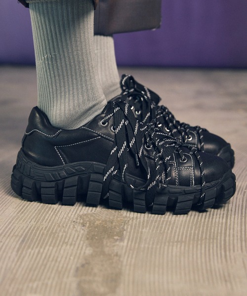 メゾンスペシャル MAISON SPECIAL（メゾンスペシャル） スニーカー 「UNISEX」「SPECIAL