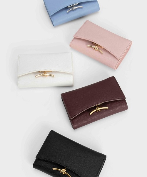 【CHARLES & KEITH】メタリックアクセントフロントフラップウォレット CHARLES ＆ KEITH 財布 Huxley ハクスリー メタリックアクセント
