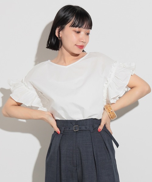 エミemmi トップスシャツバルーンスリーブギャザーデザインブラウス新品未使用 emmi ブラウス シャツ ワッシャーバルーントップス レディース
