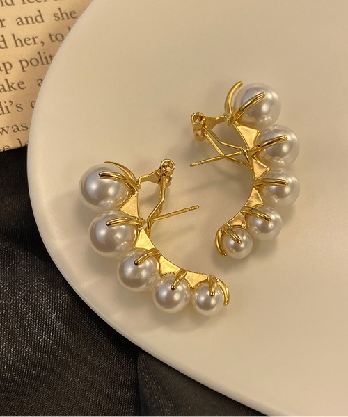 LA VORAGINE（ラ ヴォラジネ） ピアス アレルギー対応5連エコパール