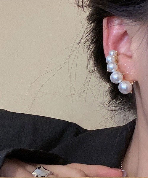 LA VORAGINE（ラ ヴォラジネ） ピアス アレルギー対応5連エコパール