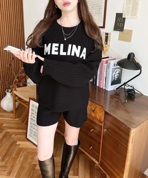 moment+ ワンピース 「セットアップ」フェルトワッペンロゴニットプル