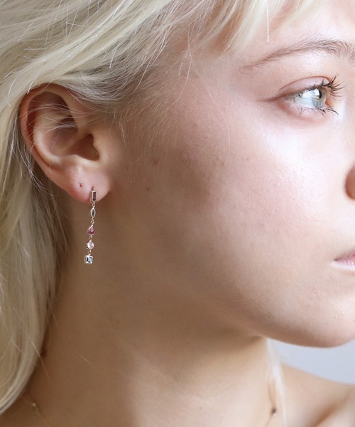 cui-cui（キュイキュイ） ピアス マルチカラー ストーン ピアス