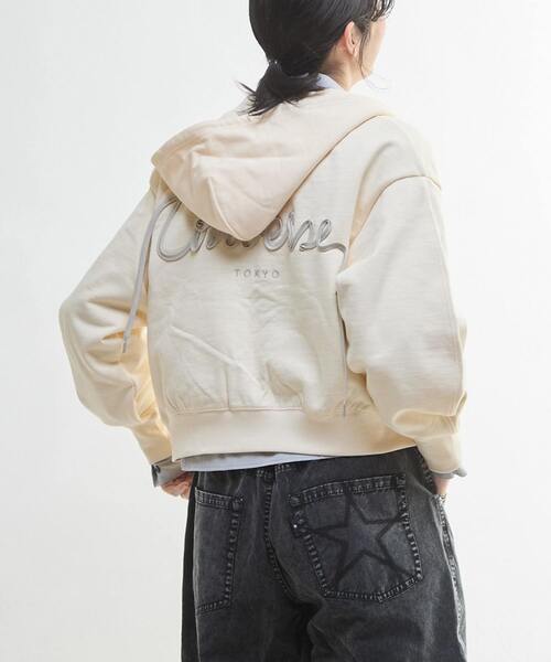 CONVERSE TOKYO パーカー BACK SPINDLE LOGO ZIP HOODIE レディース