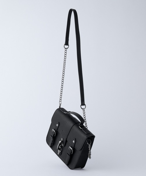 mocoCHANEL新品未使用 ブラックショルダーバッグチャームノベルティ VELNUS ショルダーバッグ 「VELNUS」Fireman Square Satchel Chain