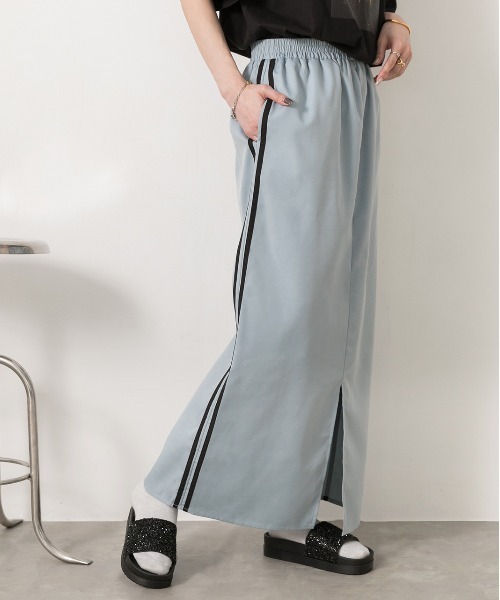 ad thie（アドティエ） スカート サイドライン フロントスリット