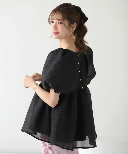 美品　Bibiy ブラウス　パフ袖　肩出し　ブラック　ふくれジャガード 美品 Bibiy ブラウス パフ袖 肩出し ブラック ふくれジャガード 美品