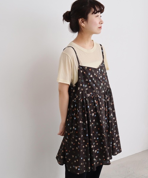l&#39;atelier du savon - l&#39;atelier du savon 音楽とよるのプリントチュニックワンピース AMBIDEX Store 〇ちぎりいちごプリント チュニックキャミ(F クロ