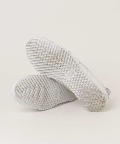 Onitsuka Tiger スニーカー ホワイト。￼￼￼レディース24cm Onitsuka Tiger（オニツカタイガー） ローカットスニーカー 24