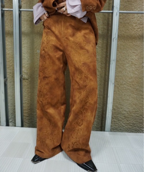 Ameri（アメリ） パンツ SYNTHETIC SUEDE EMBROIDERY PANTS レディース