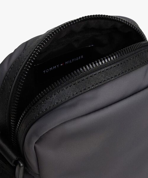 【極美品】トミーヒルフィガー レザー ボディバッグ ウエストポーチ 肩掛け 軽量 楽天市場】TOMMY HILFIGER トミーヒルフィガー ウエストポーチ バッグ