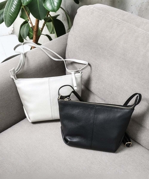 MK MICHEL KLEIN（エムケー ミッシェルクラン） ショルダーバッグ