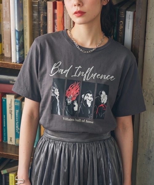 USA古着 ビンテージ ディズニーヴィランズ バンドTシャツ アメリカハロウィン Disney（ディズニー） tシャツ 半袖 「Disney」「ヴィランズ