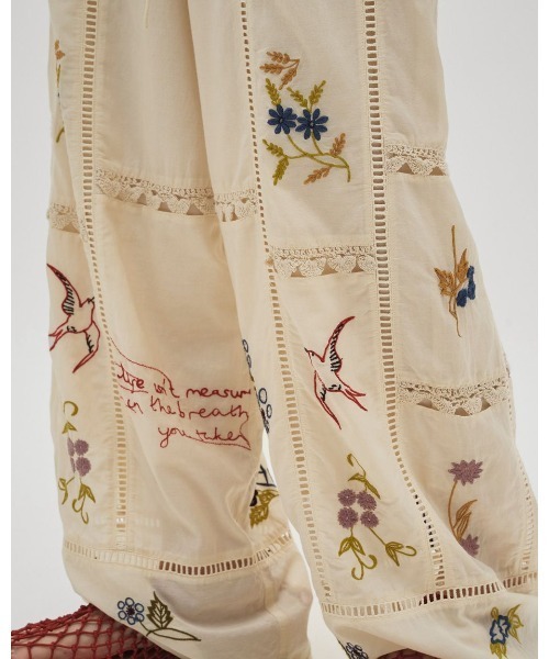 パンツ Embroidery Patchwork Trousers 12610719 メンズの画像
