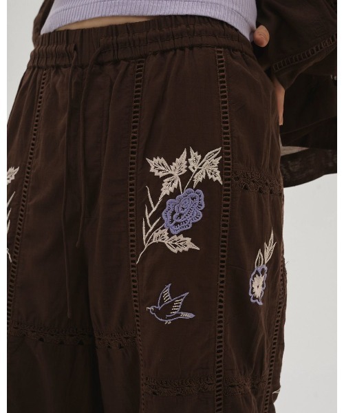 パンツ Embroidery Patchwork Trousers 12610719 メンズの画像