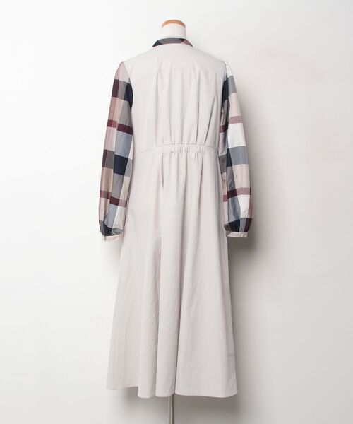 BLUE LABEL CRESTBRIDGE（ブルーレーベルクレストブリッジ） 長袖