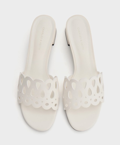 CHARLES ＆ KEITH（チャールズ&キース） サンダル ミュール カット