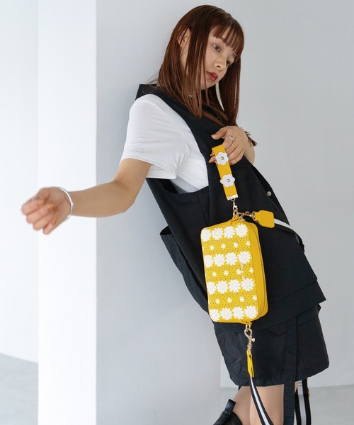 ポール&ジョー フラワーメタル ミニショルダー 黒 PAUL & JOE ACCESSOIRES ショルダーバッグ バッグ ＆ (ポール