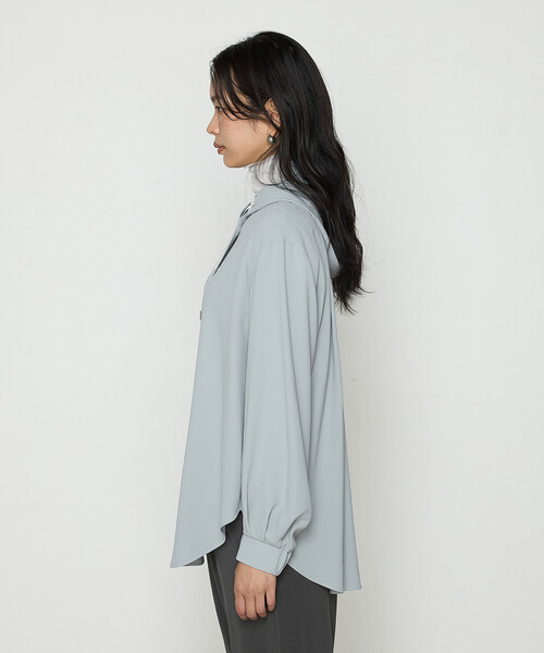 ギャバジン K．T（Gabardine K．T）/バックサテン梨地 フード付きブラウス Gabardine K.T（ギャバジンK.T） ブラウス シャツ バックサテン梨地