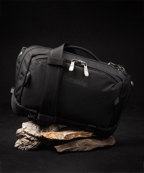 ウエストポーチ PacSafe（パックセーフ） ウエストポーチ EXP 12” Sling/スリング