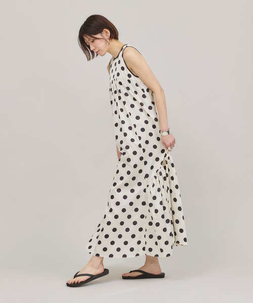 新品、即発、ホワイト、Curensology satin dot dress 新品、即発、ホワイト、Curensology satin dot dress - メルカリ