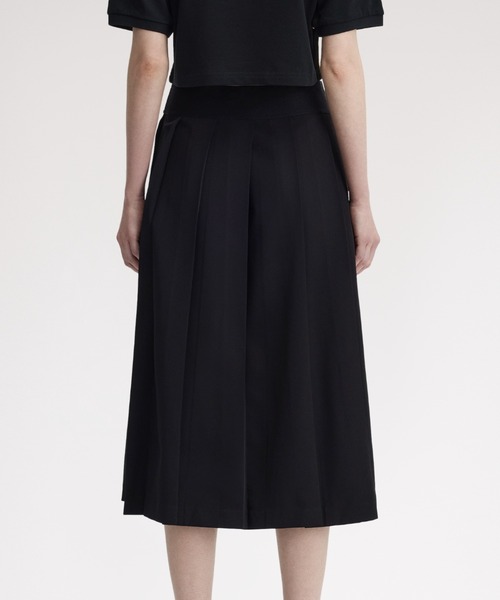 FRED PERRY（フレッドペリー） スカート Tape Detail Pleated Midi