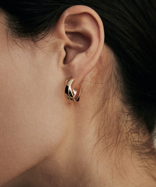 COCOSHNIK ピアス　K10 COCOSHNIK（ココシュニック） ピアス K10甲丸クロス フープピアス