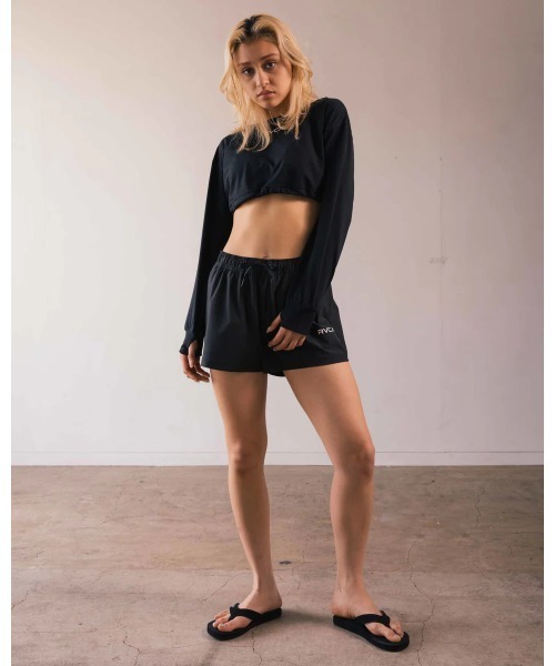 【新品未使用】WCJ ラッシュガード　ブラックボーダー　ショート RVCA（ルーカ） ラッシュガード レディース 「SURF TEE」 MINI RVCA