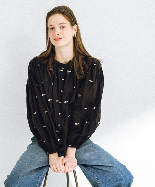 ブラウス シャツ Love embroideryブラウス レディース