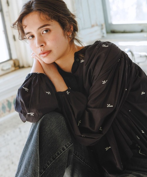 URBAN RESEARCH Sonny Label ブラウス シャツ Love embroidery