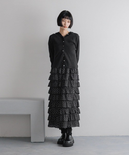 LOWRYS FARM フリルロングスカートブラック新品未使用未開封 LOWRYS FARM（ローリーズファーム） スカート フリルスカート 576726