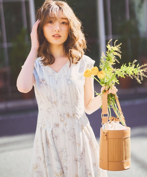 「NOELA」 半袖ワンピース M ベージュ レディースの画像