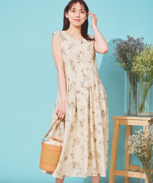 「NOELA」 半袖ワンピース M ベージュ レディースの画像
