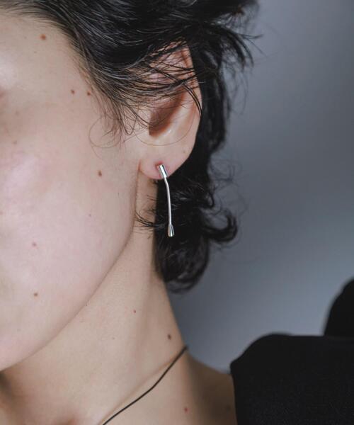 ピアス SMELLY so’　minimal bar chain pierce レディースの画像