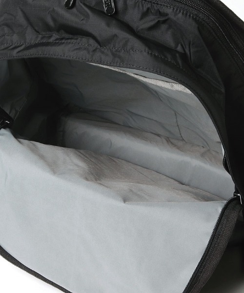 LeSportsac デイバック リュック ROUTE BACKPACK リサイクルド