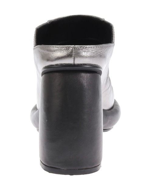UN3D. パンプス UN3D./アンスリード/ROUND SABOT MULE