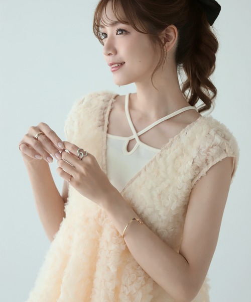 ベスト ジレ Vネックチュールフリルベスト レディース MERAKI（ファッション） ベスト ジレ Vネックチュールフリル