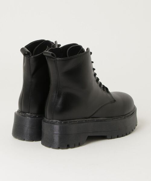 LOVEHUNTER（ラブハンター） ブーツ ボリュームソール 8ホールレース