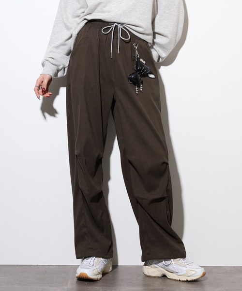 WORKS パンツ チャーム付パラシュートパンツ レディース : ZOZOTOWN
