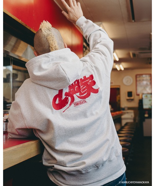 KEBOZ（ケボズ） パーカー 山岡家 × KEBOZ LOGO SWEAT HOODIE メンズ