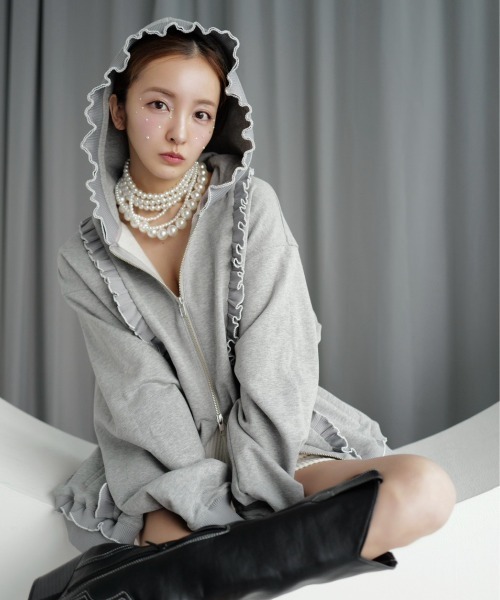 ROSY LUCE（ロージールーチェ） パーカー ROSY FRILL LOGO HOODIE 
