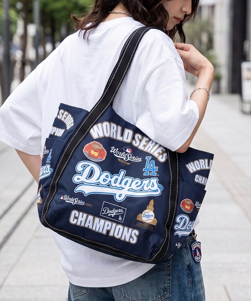 A BATHING APE（アベイシングエイプ） トートバッグ APE HEAD CLEAR